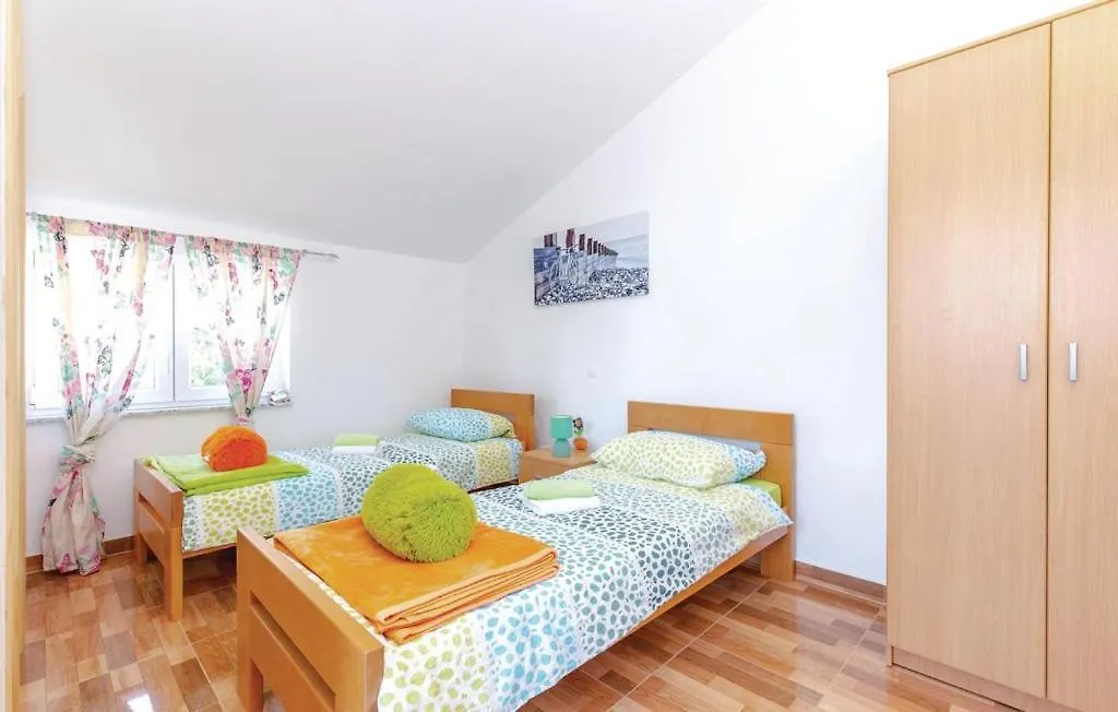 Holiday Home Petra Ledenice Croatia
