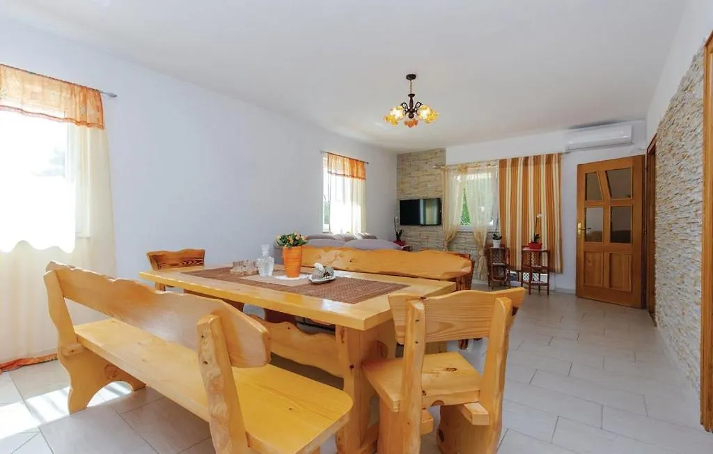 Holiday Home Petra Ledenice Villa